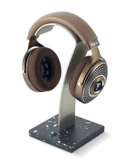 Focal High-fidelity headphones stand